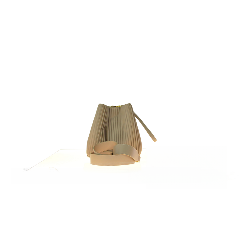 Matelasse leather bucket bag - Image 8